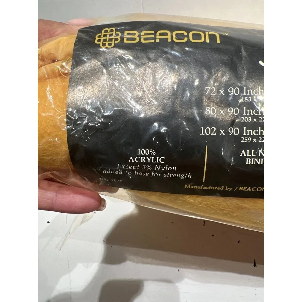 VTG NIP NOS BEACON FANTASY 100% ACRYLIC 72X90 RUSTIC yellow gold‎ BLANKET READ